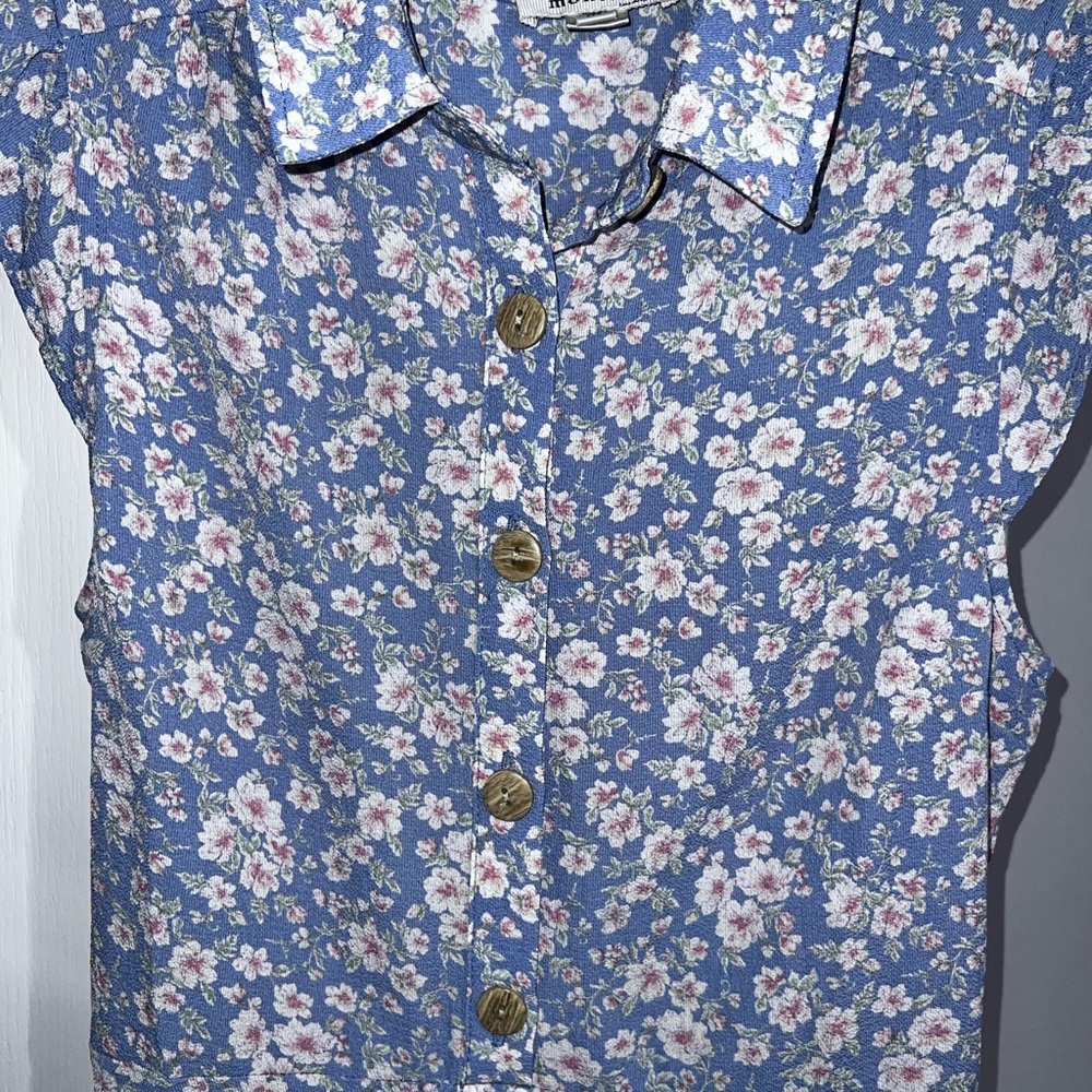 Monteau Los Angeles Button Front Midi Dress in Blue Floral - Picture 13 of 13